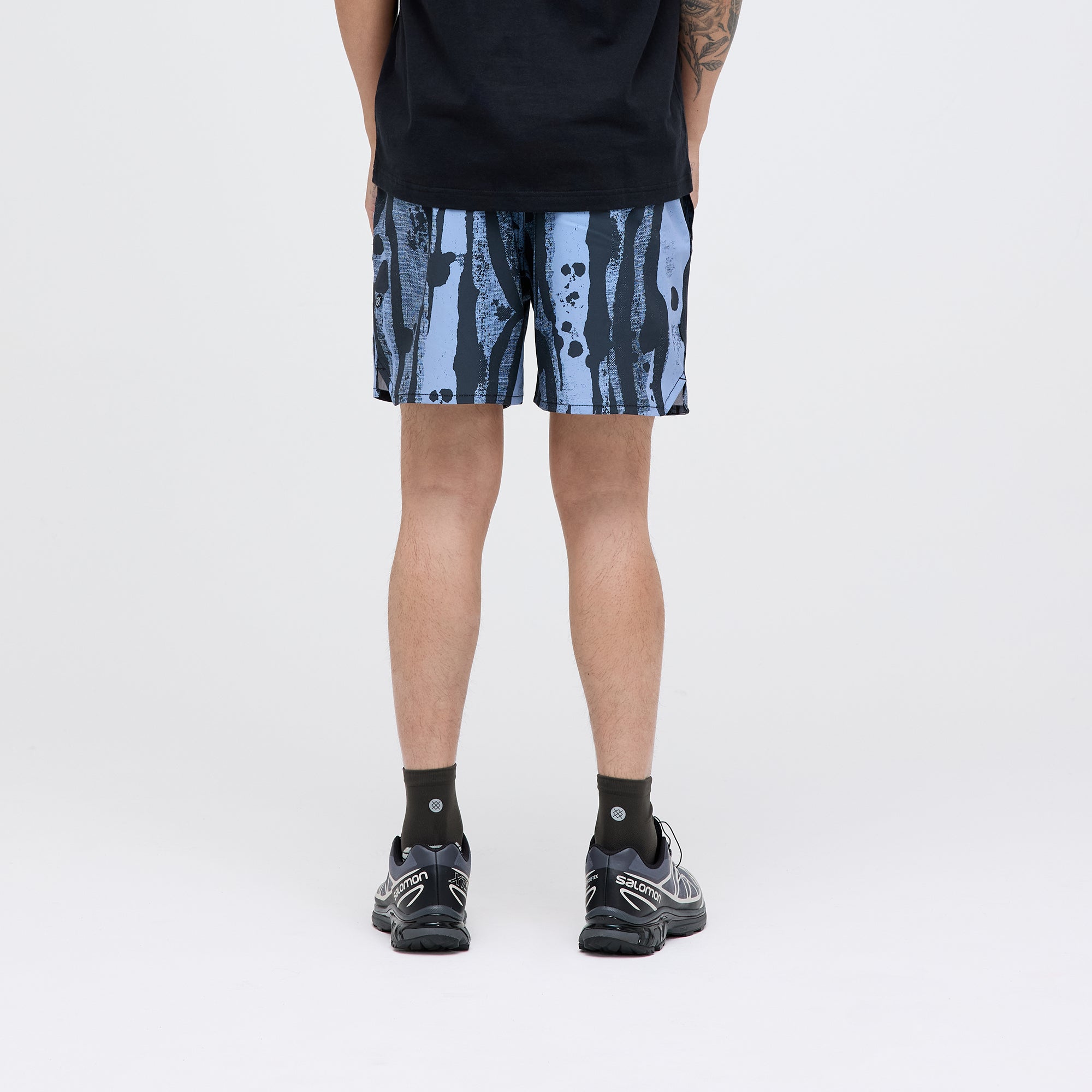 COMPLEX HYBRID SHORT 5 IN