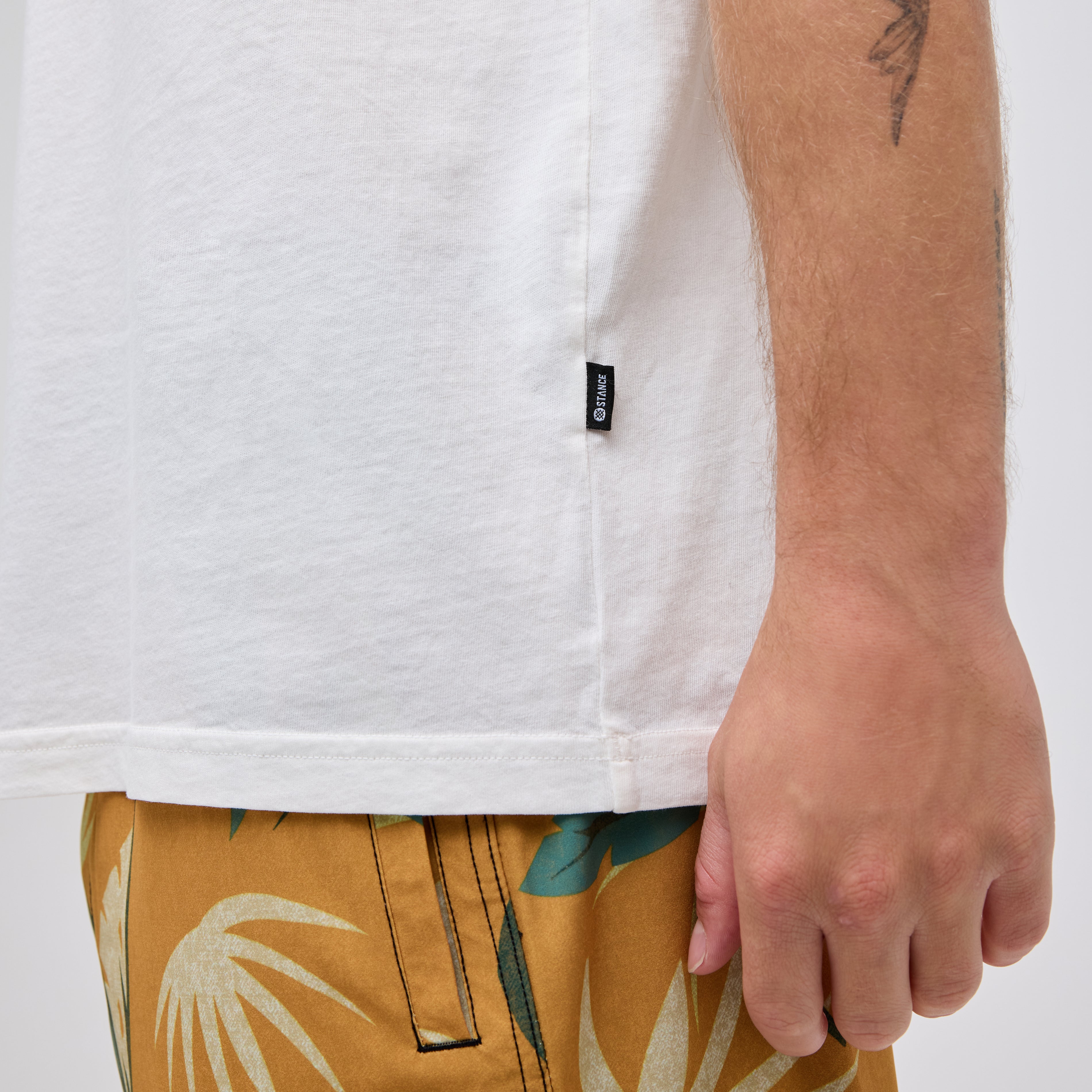 STUDIO TEE