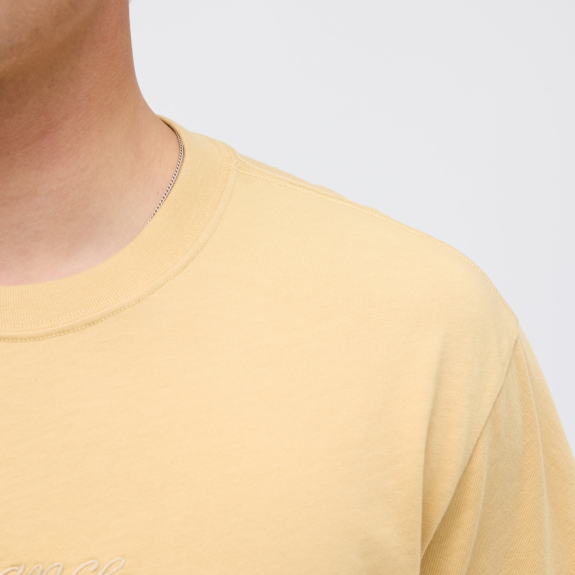 STUDIO TEE