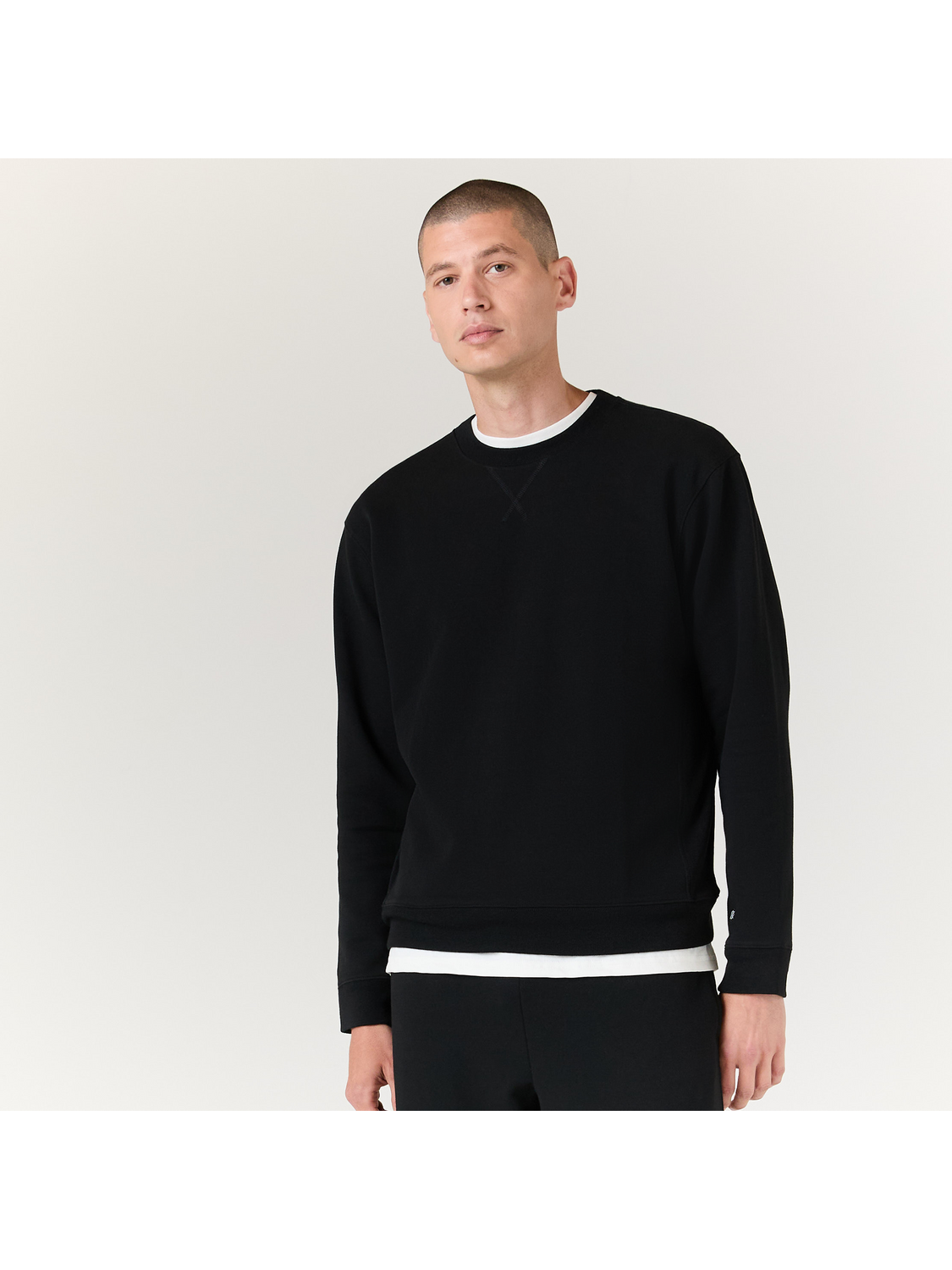 AURA CREW SWEATSHIRT