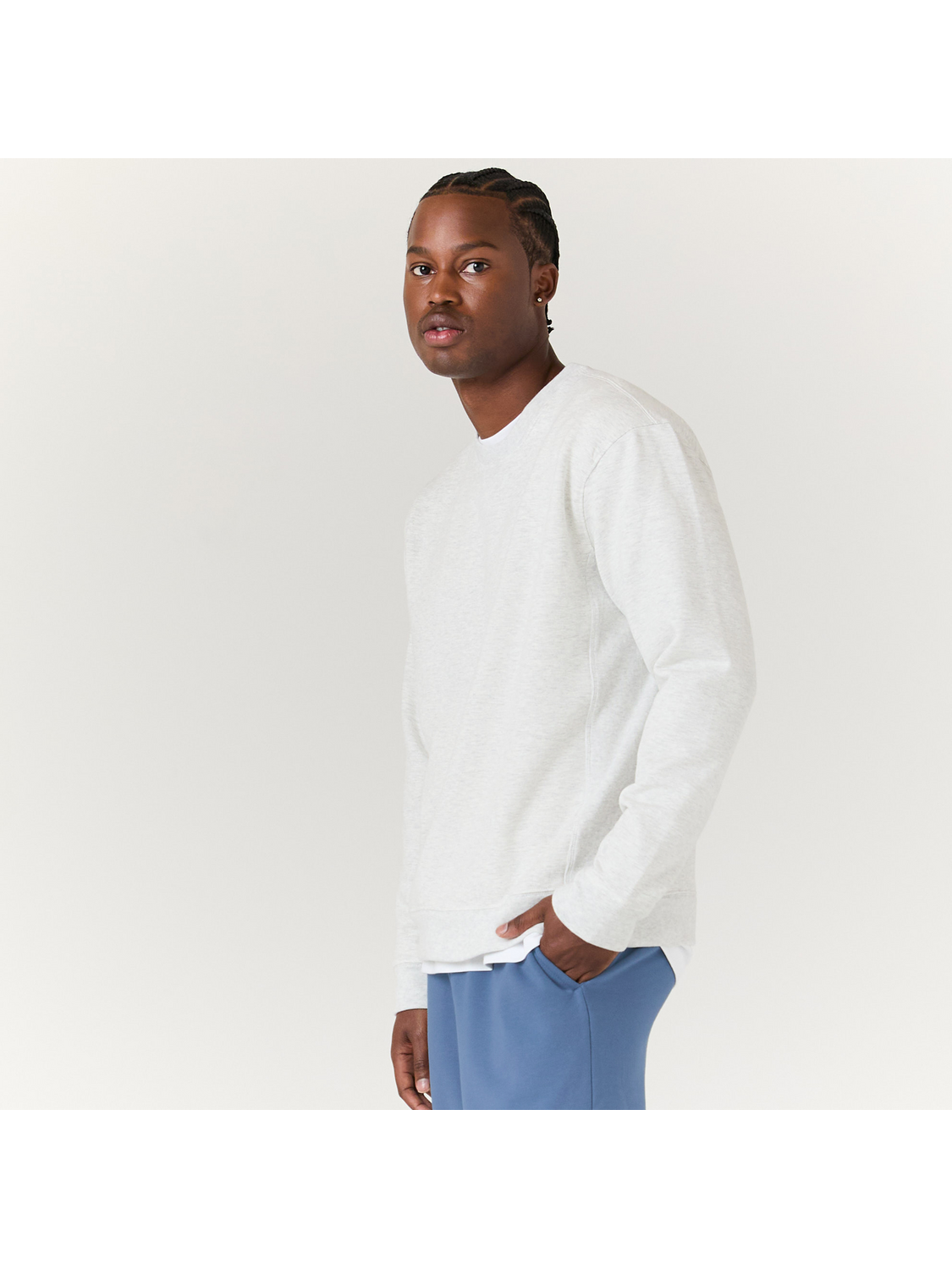 AURA CREW SWEATSHIRT
