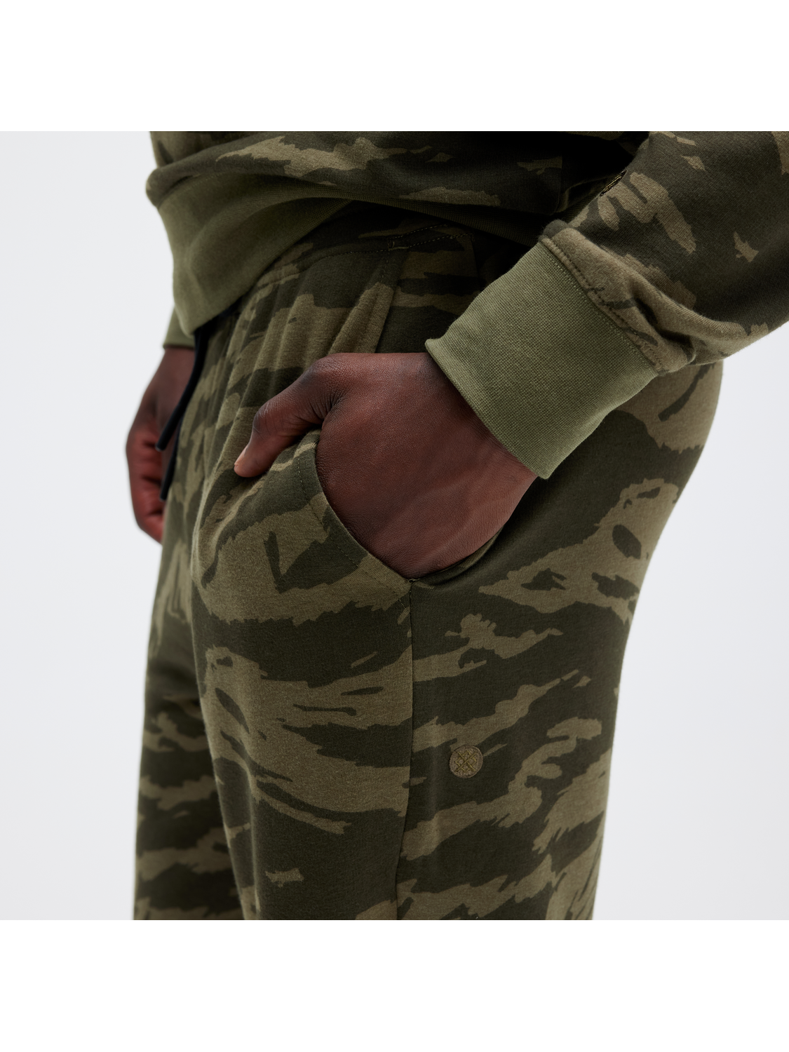 SHELTER JOGGER