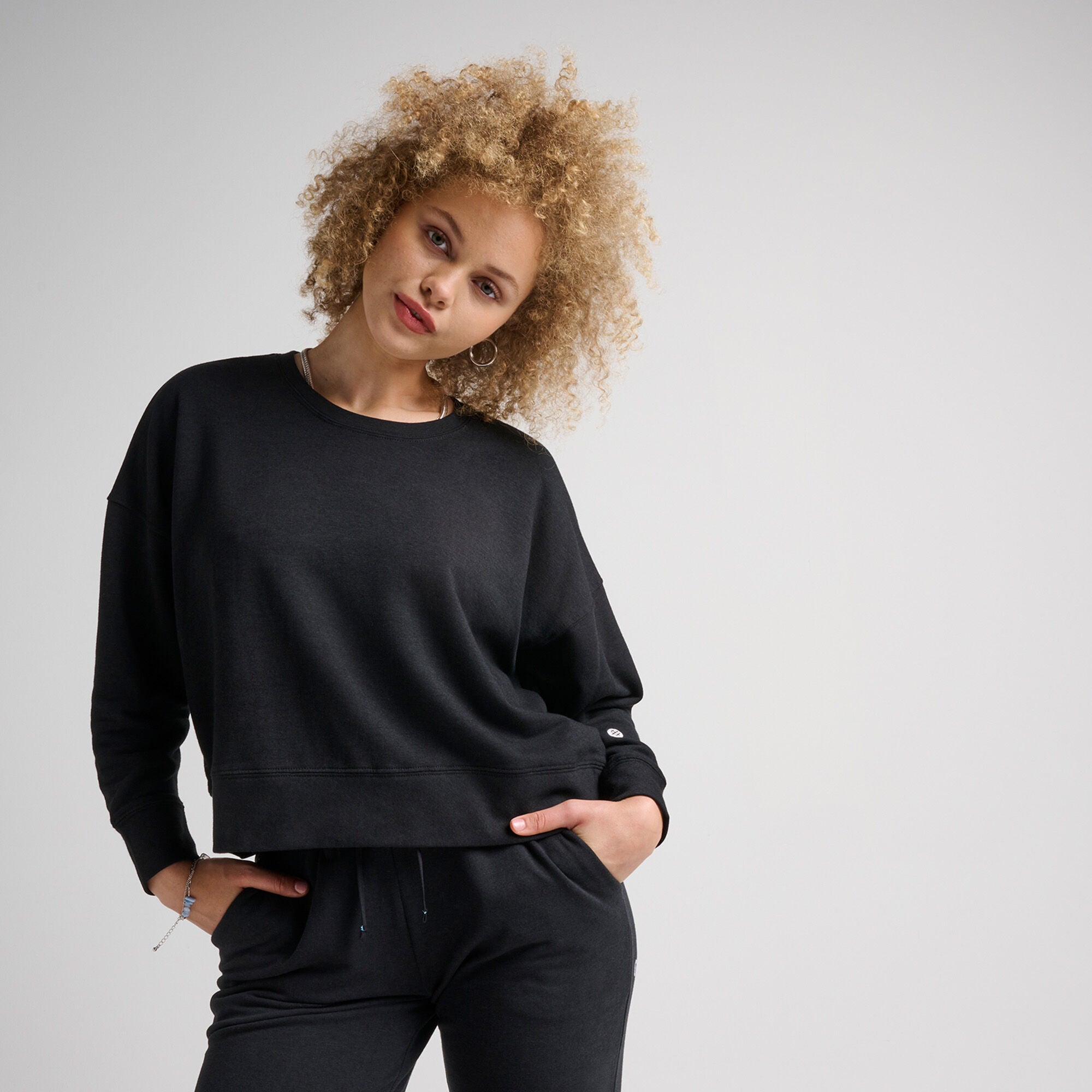 Shelter Womens' Crew Sweatshirt With Butter Blend™ – Stance US