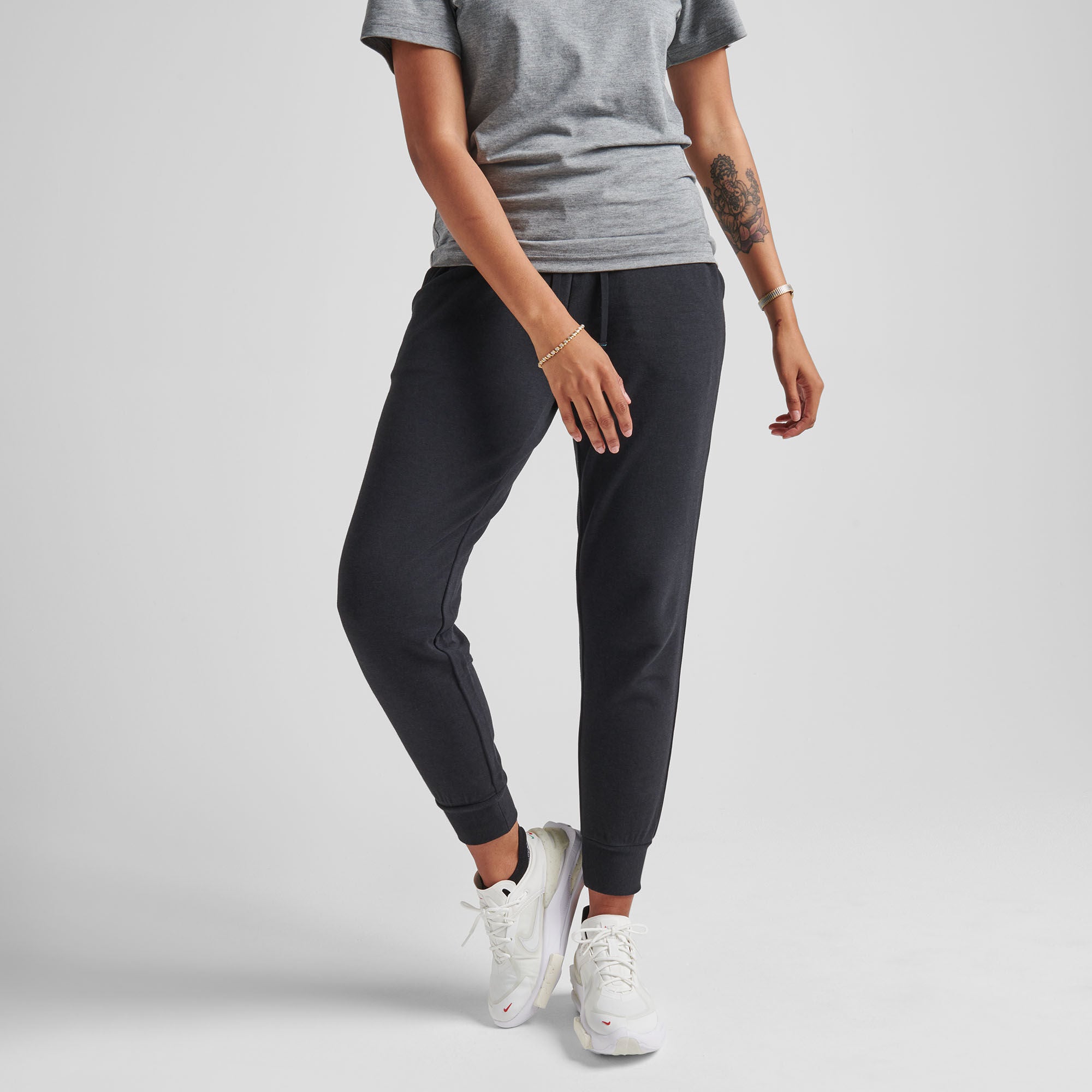 SHELTER WOMENS JOGGER