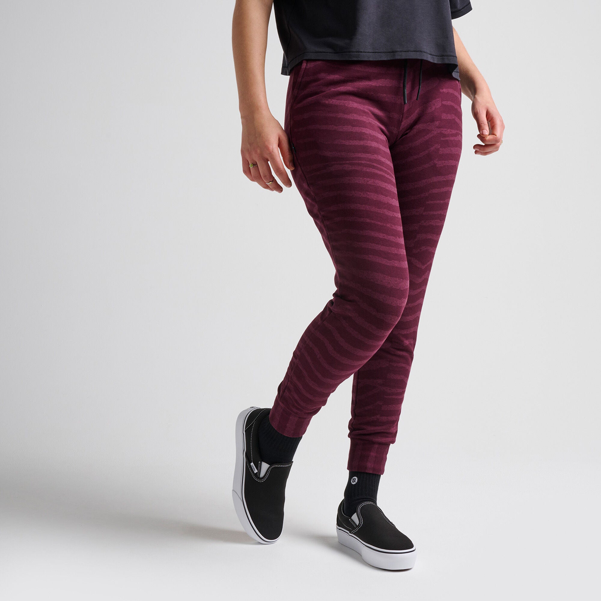 SHELTER WOMENS JOGGER