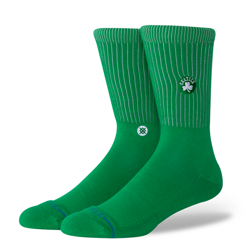 A556D25CBC | CELTICS BADGED CREW | GREEN | L image number 0