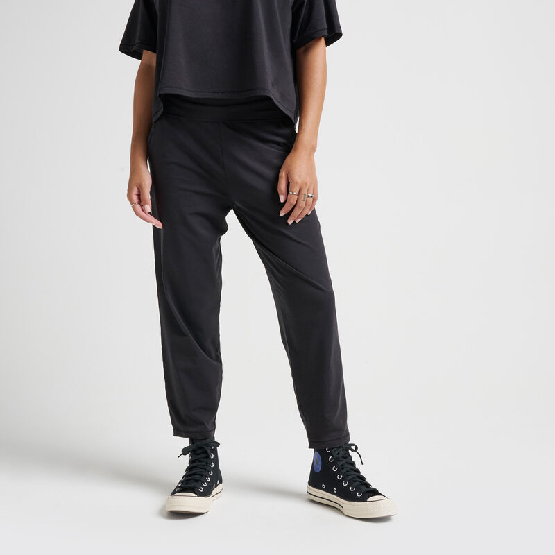 LAY LOW WMNS CROP PANT | WAPPD22CPT | BLACK | S image number 2