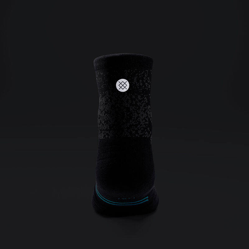 Light Performance Quarter Socks 3 Pack image number 1